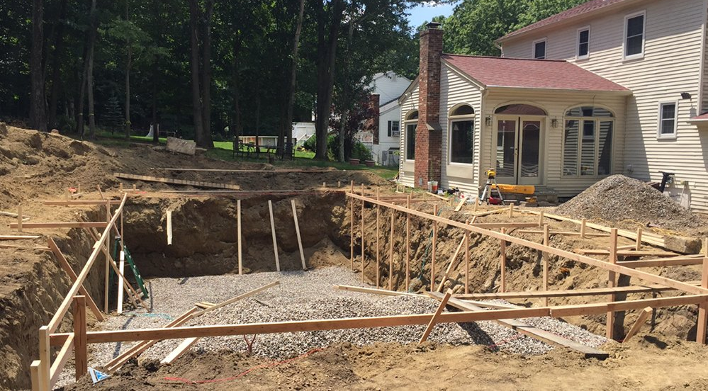 inground pool construction
