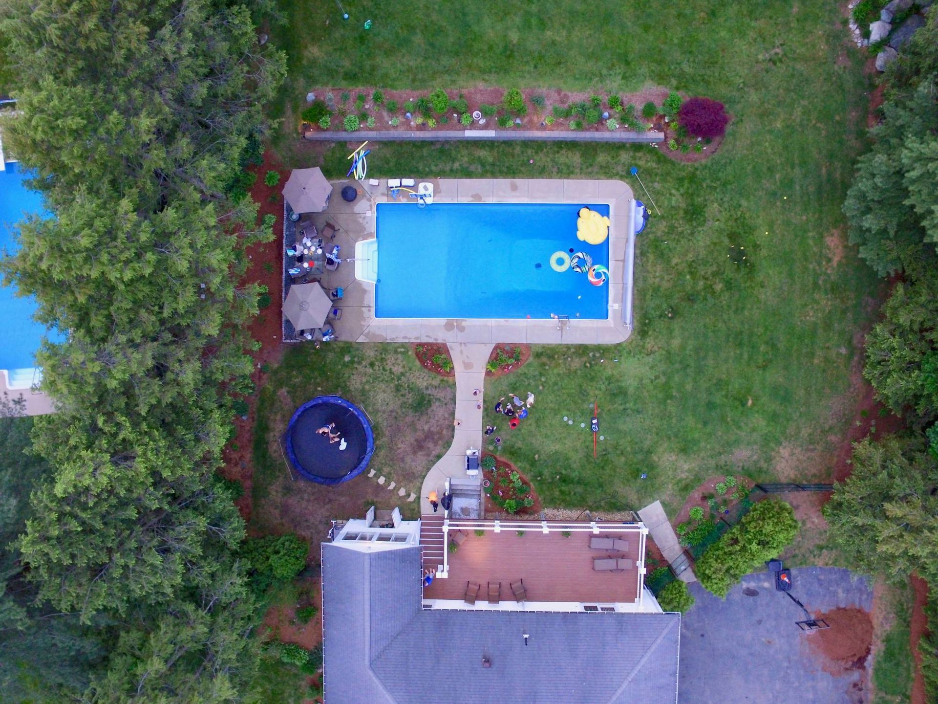 pool top view