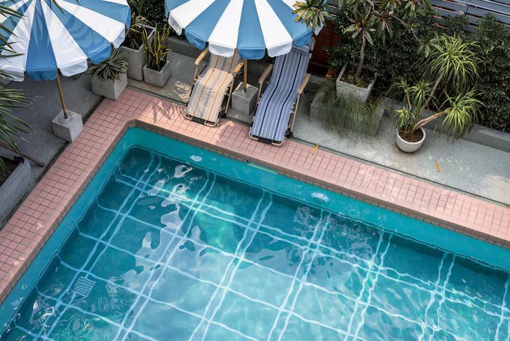 Small-sized backyard pool