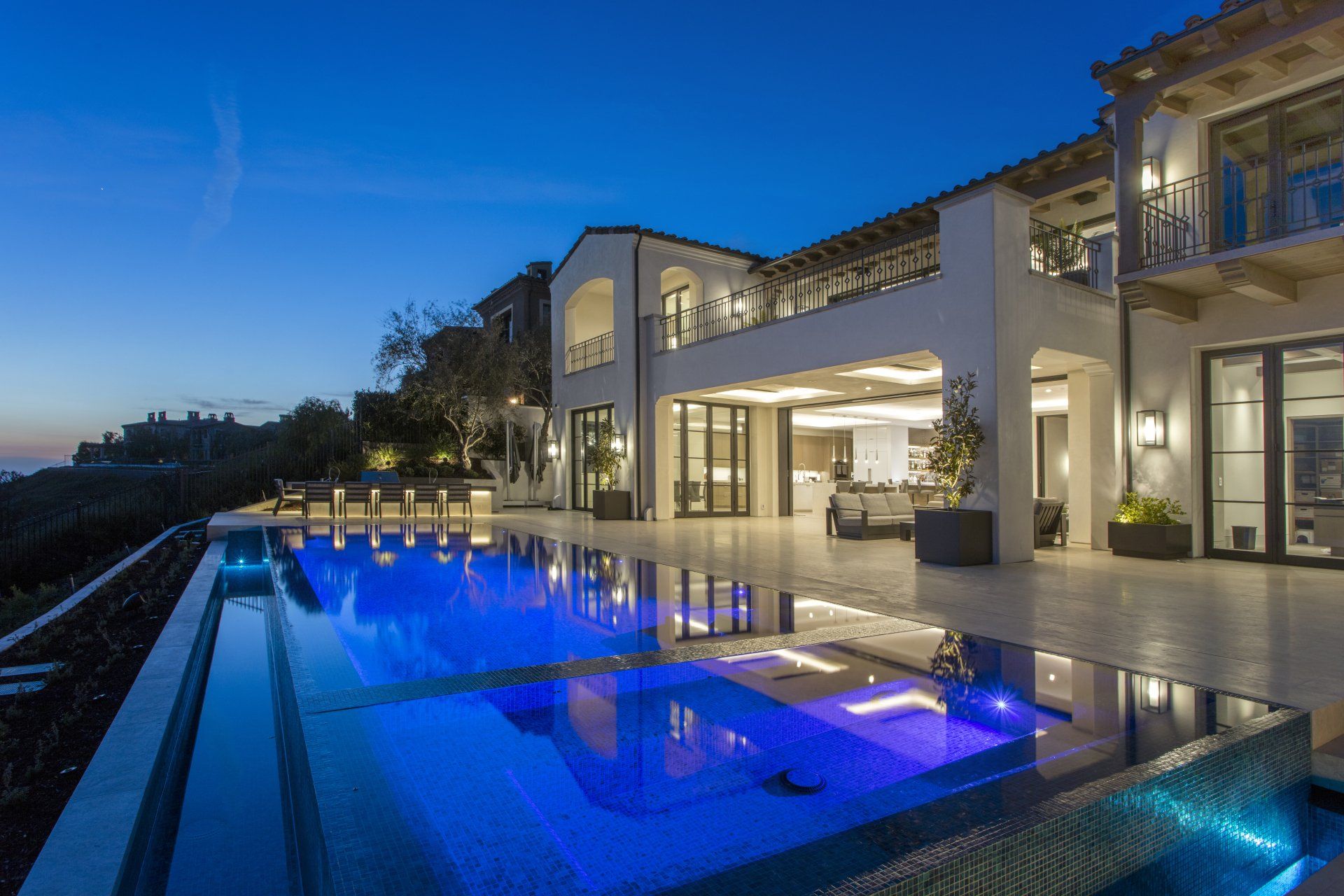 Exterior of a Contemporary Spanish Revival house in Corona Del Mar, CA designed by Homer Oatman