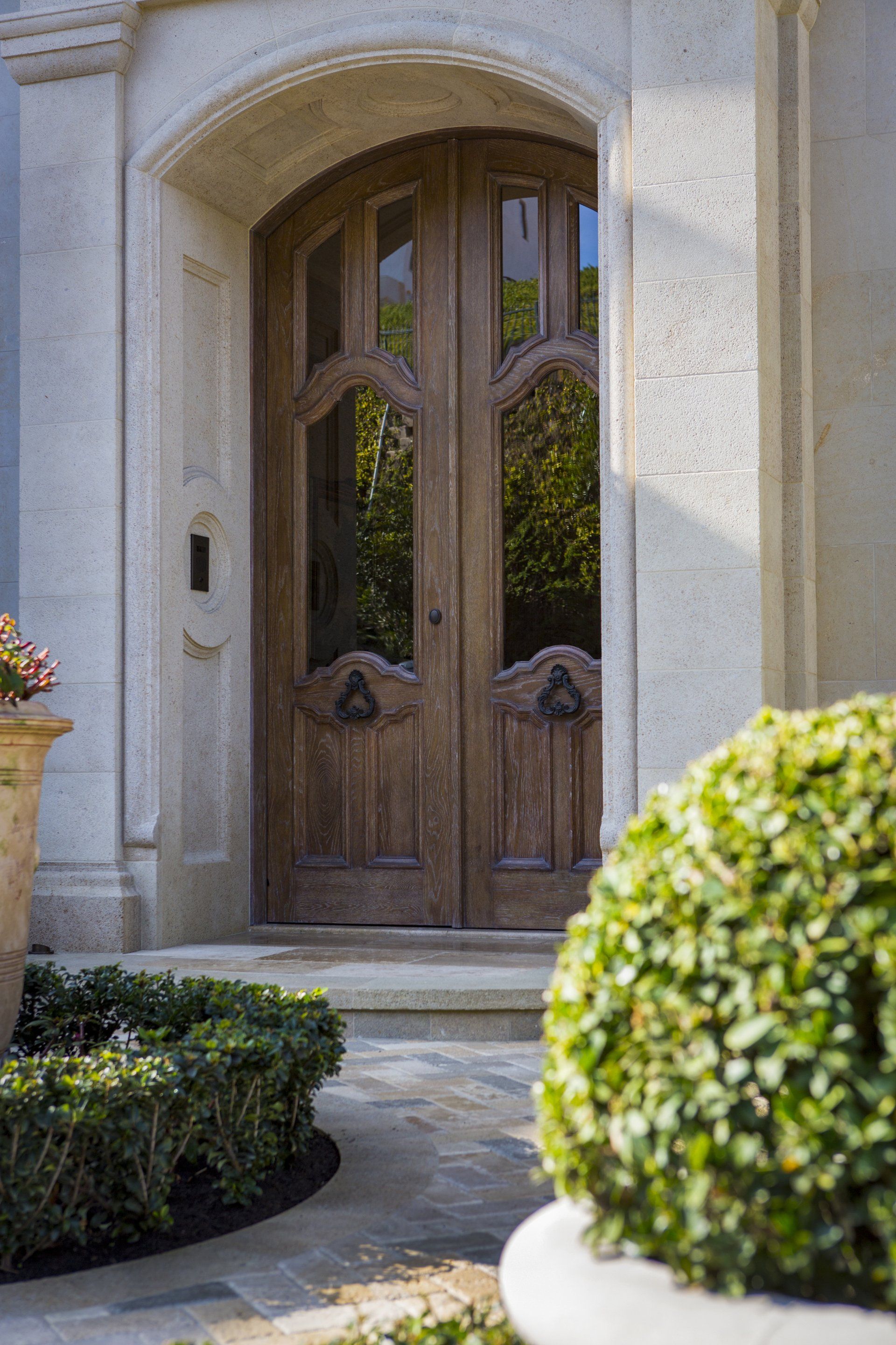 Exterior of a Provence villa located in Dana Point designed by Oatman Architects