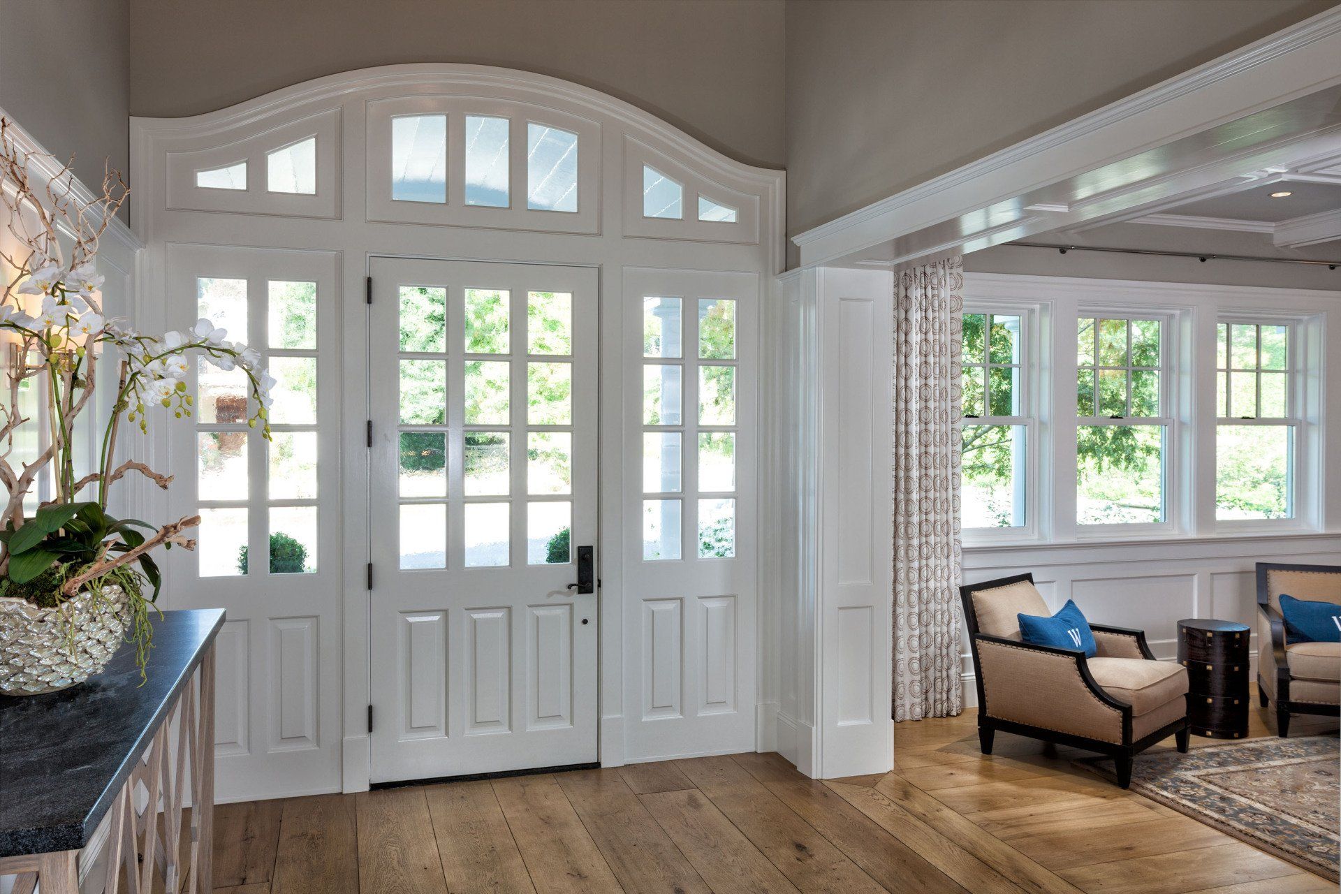 entryway of a Newport Beach house designed by Oatman Architects