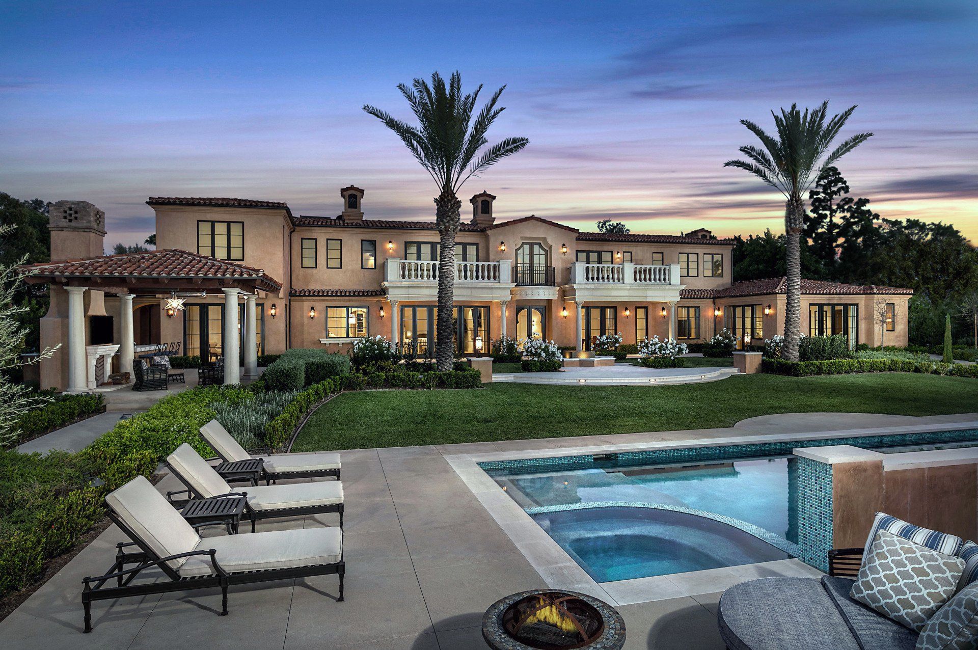 Exterior of a MOROCCAN VILLA located in Orange County designed by Oatman Architects