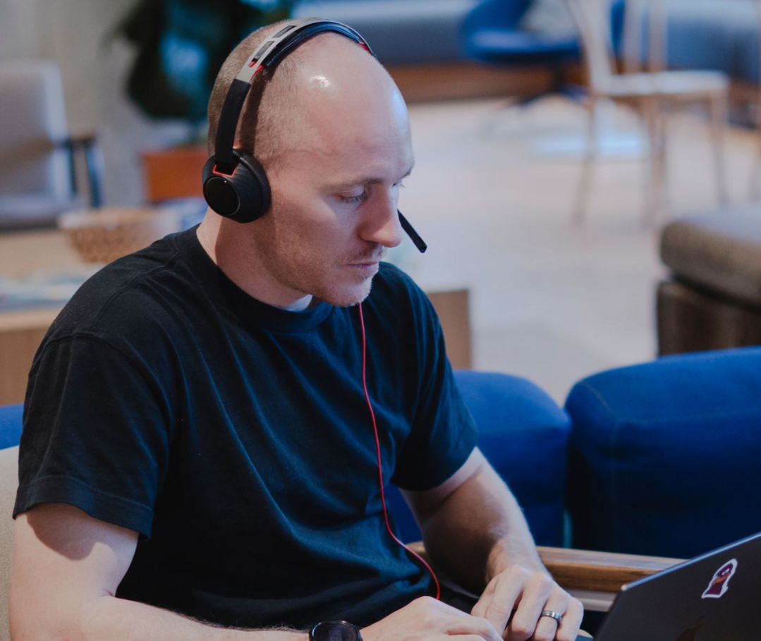 Coach Adam Broda On Virtual One-on-One Call with Coaching Client