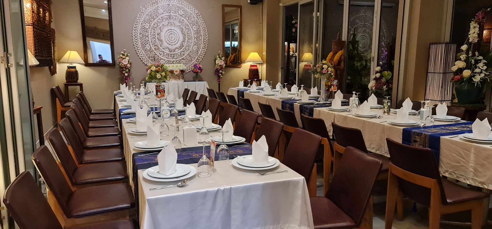 Thai Pothong offers private dining spaces and tailored catering options to make your event one to remember.