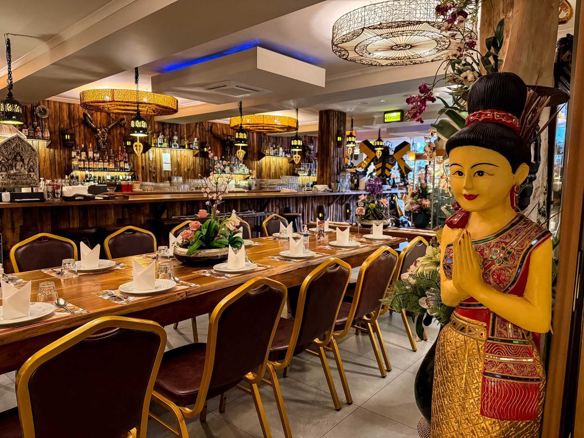 Full bar at Thai Pothong restaurant Newtown