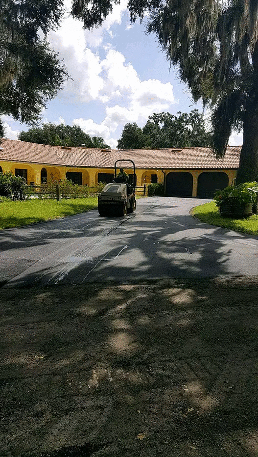 Front Yard — St Ocala, FL — D & D Asphalt Paving & Repair