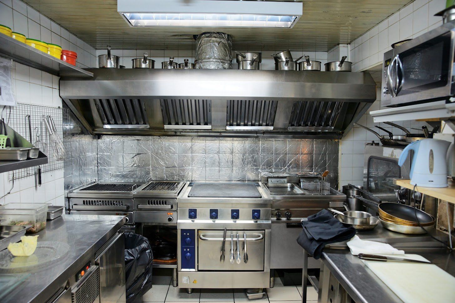 Replacing Kitchen Parts — Commercial Appliances in Englewood, CO Replacing Kitchen Parts — Commercial Appliances in Englewood, CO