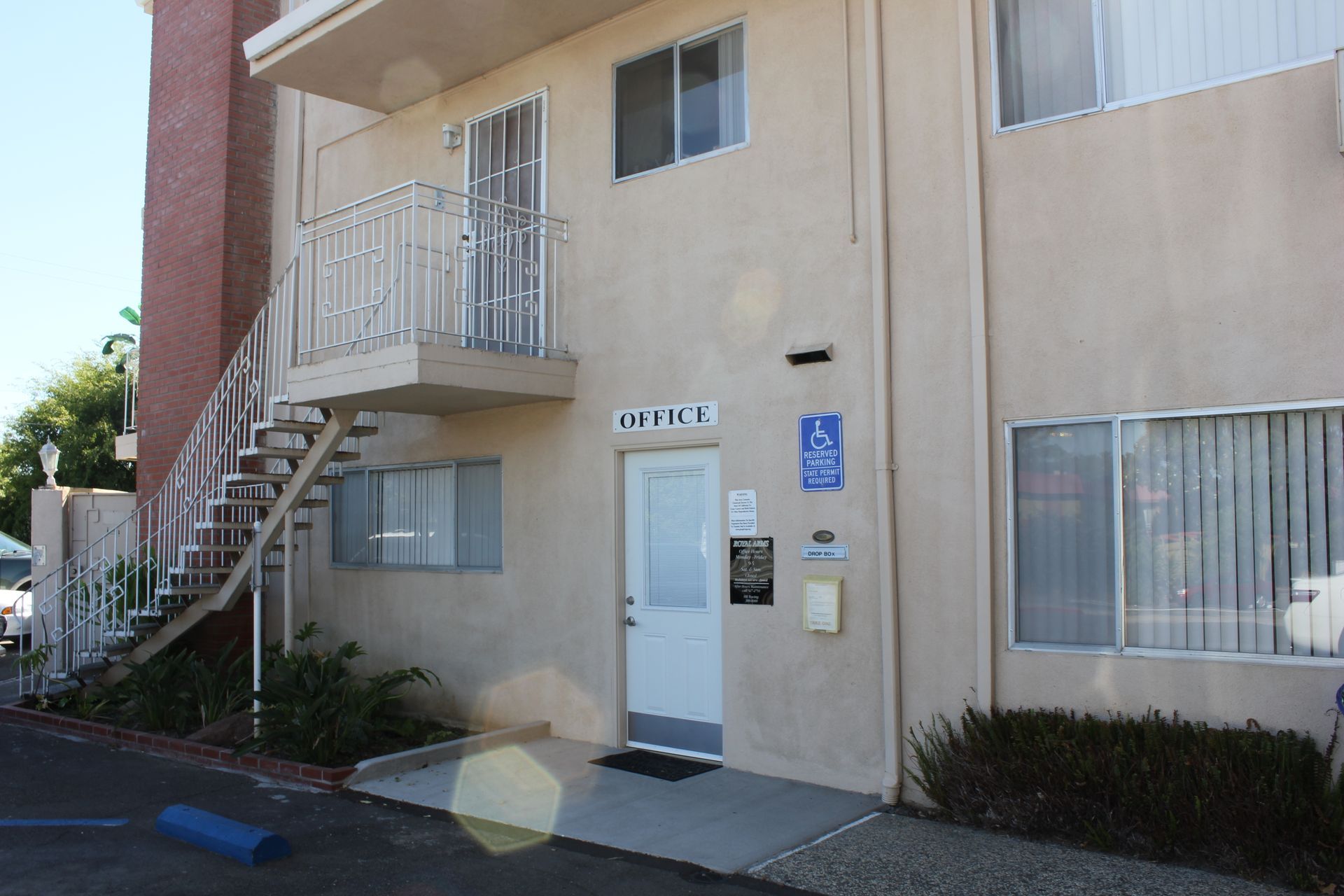 Royal Arms Apartments