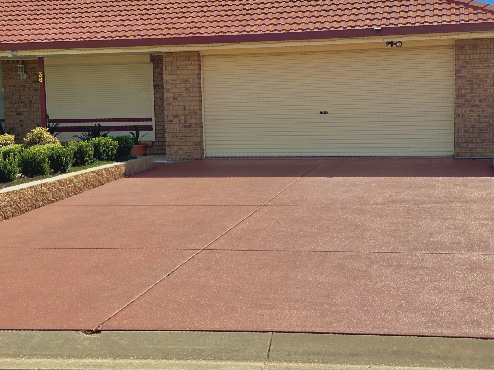 Concrete Colour Sealing Of A Driveway