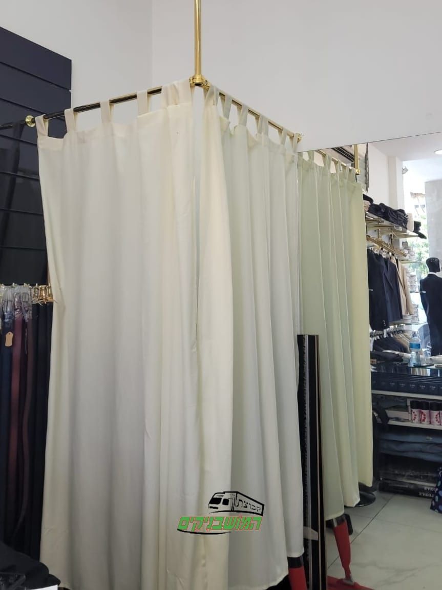 תא הלבשה מצינורות