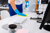 Periodieke schoonmaak van kantoorwerkplek door professioneel schoonmaakbedrijf