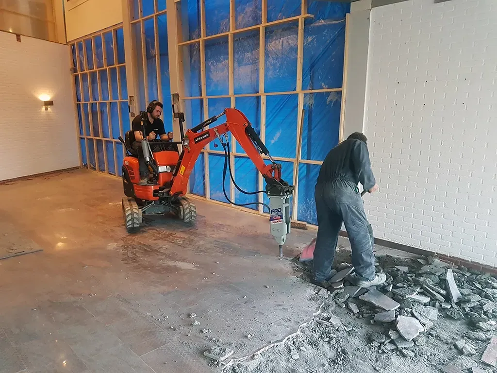 Sloop- en opruimwerkzaamheden tijdens bouwproject