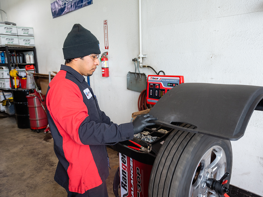 Auto Glass Replacement & Repair