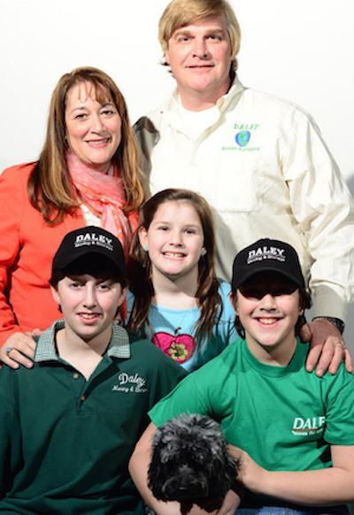 Owners Gina and Jeffrey with their children Lauren, Jeff Jr., and David and their dog Dusty