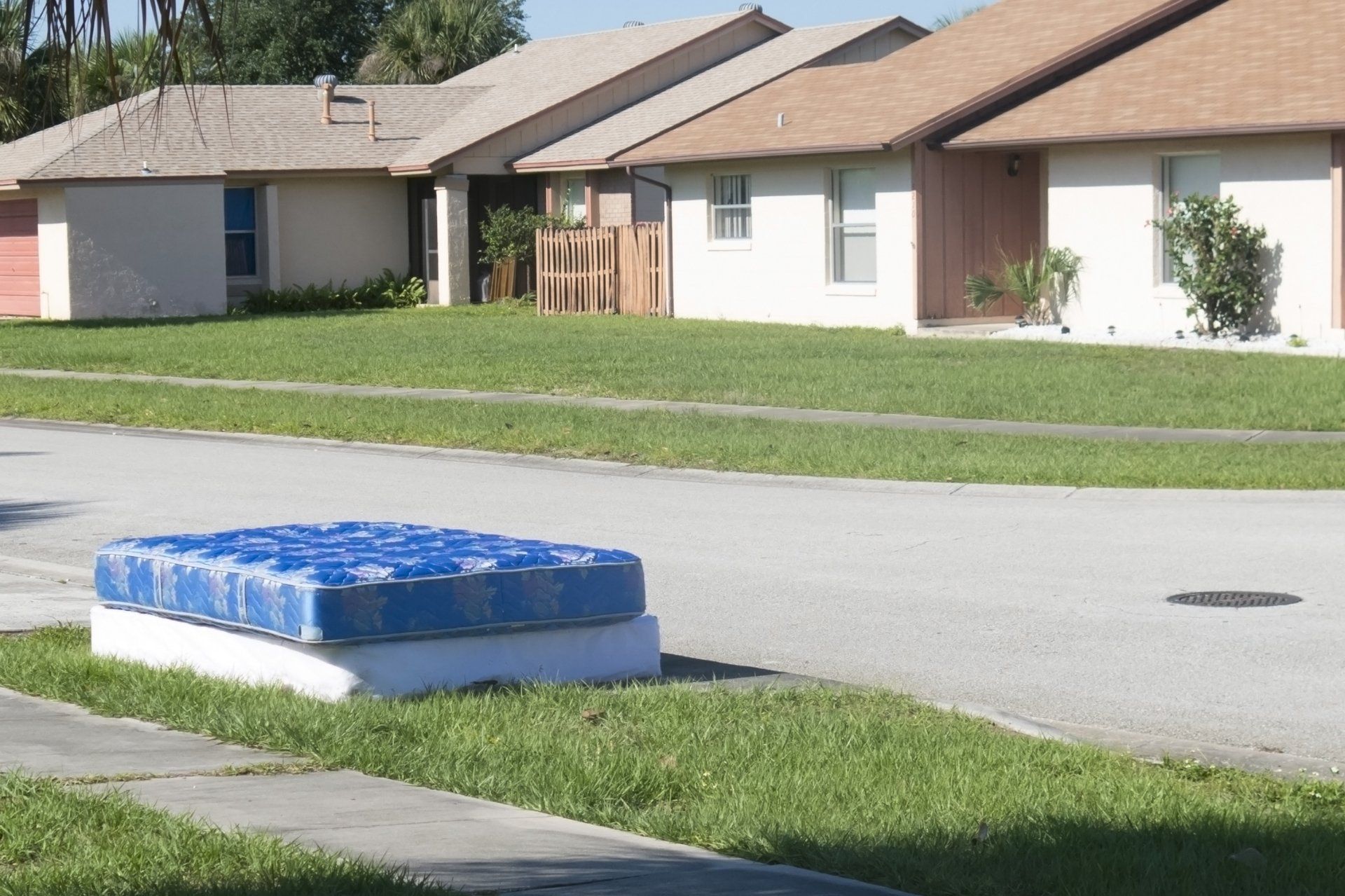 Curbside mattress Disposal Phoenix