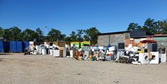 Dump with used electronics