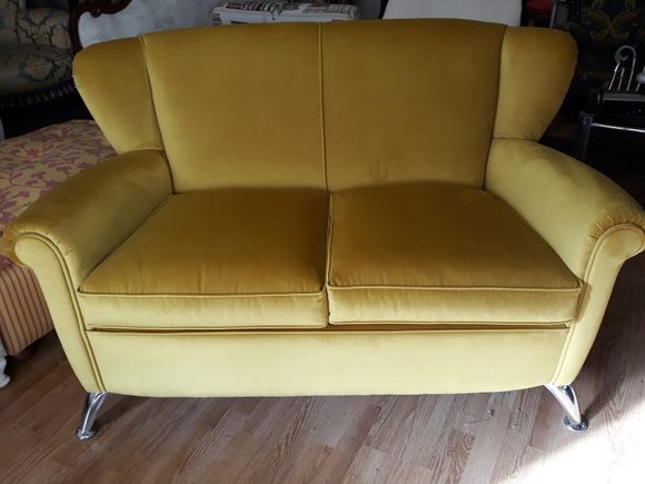 restauro divano