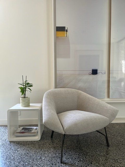 Réalisation de salon à Vandoeuvres avec mobilier moderne
