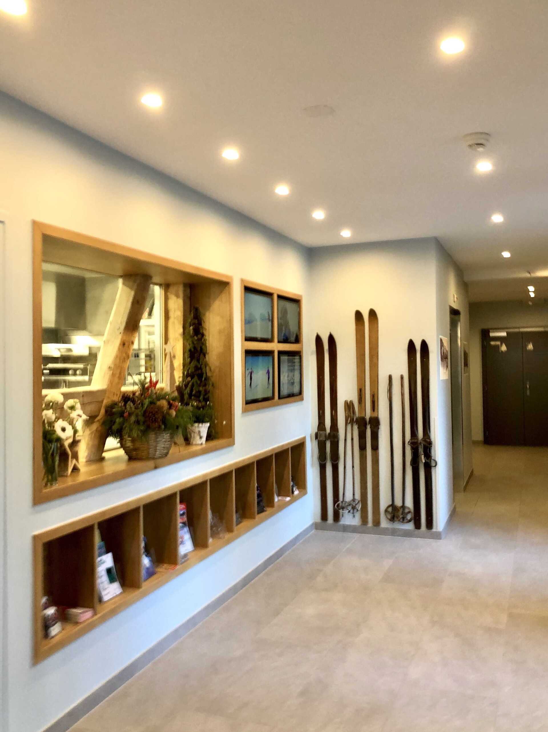 décoration d'hôtel entrée et intérieur meublé sur-mesure ars vivendi Genève