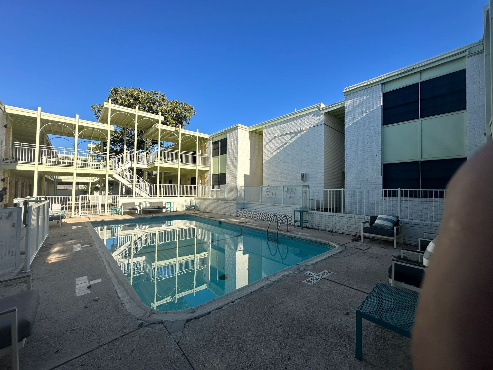 Property - Image 3