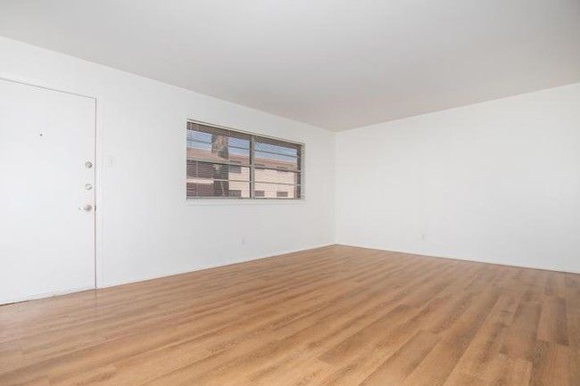 Property - Image 7