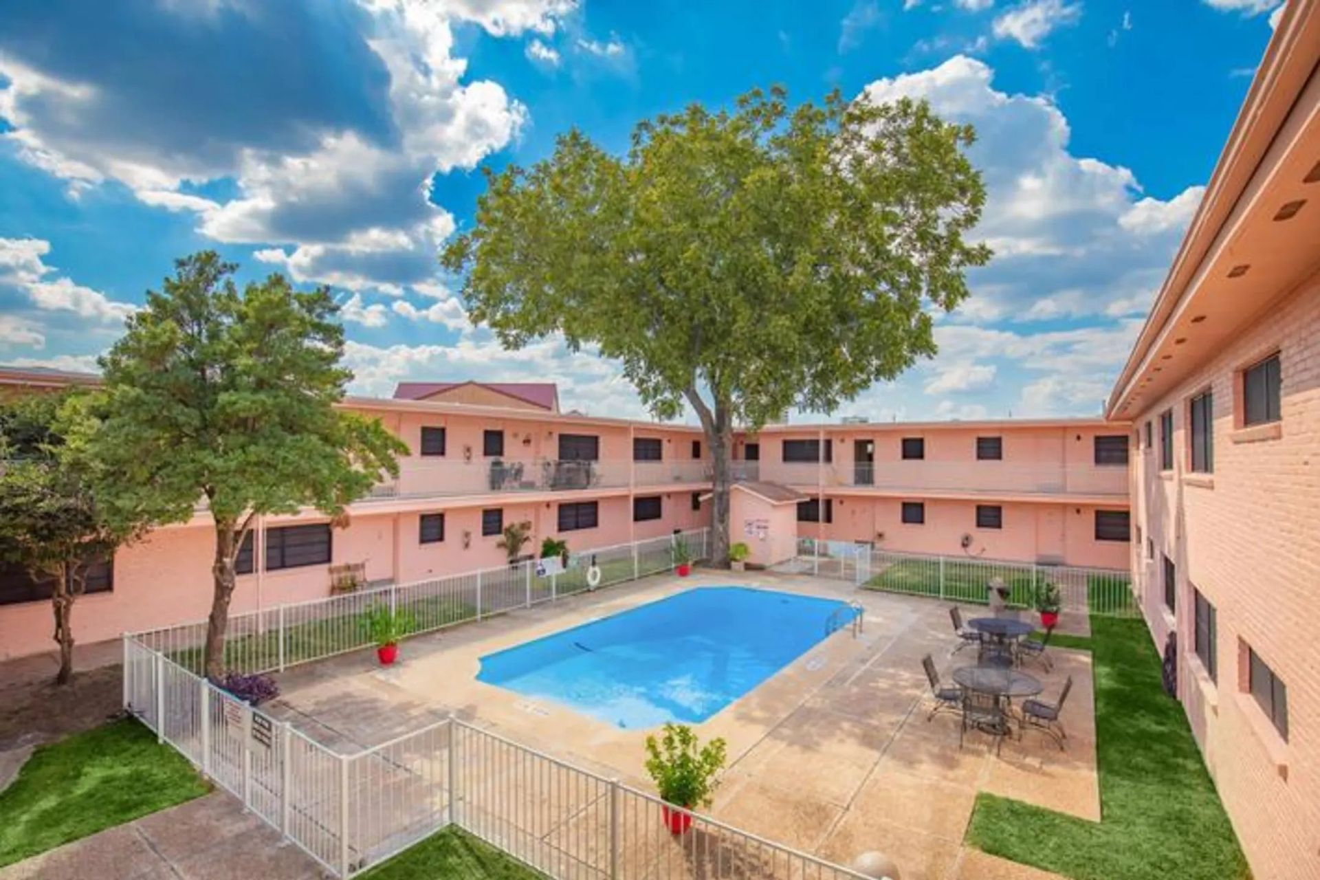Property - Image 9