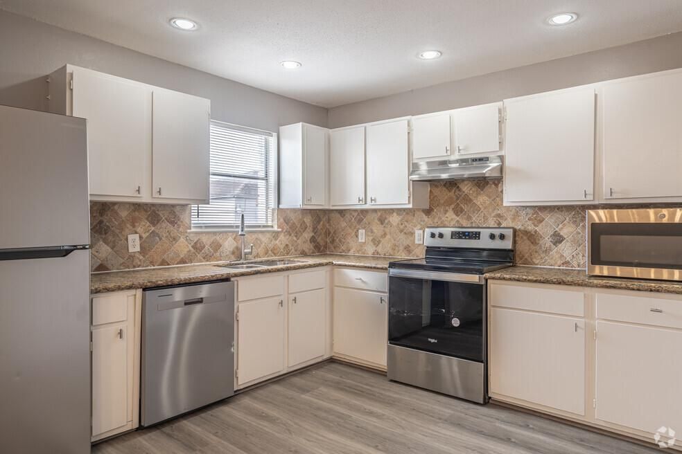 Property - Image 4