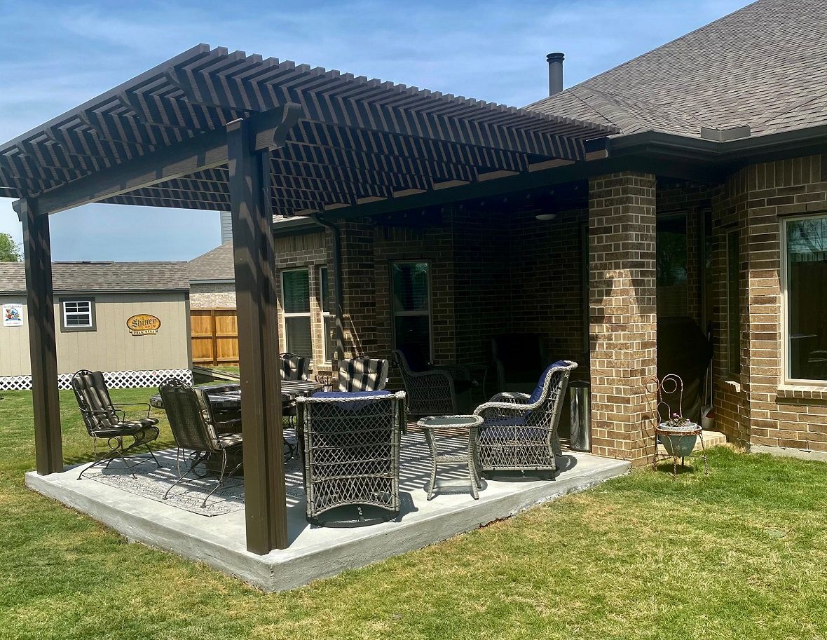 Hurricane-rated aluminum pergola installation in in Houston, TX.