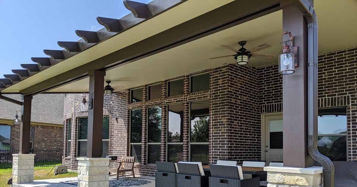 Alumawood patio cover in Katy residential backyard with modern design.