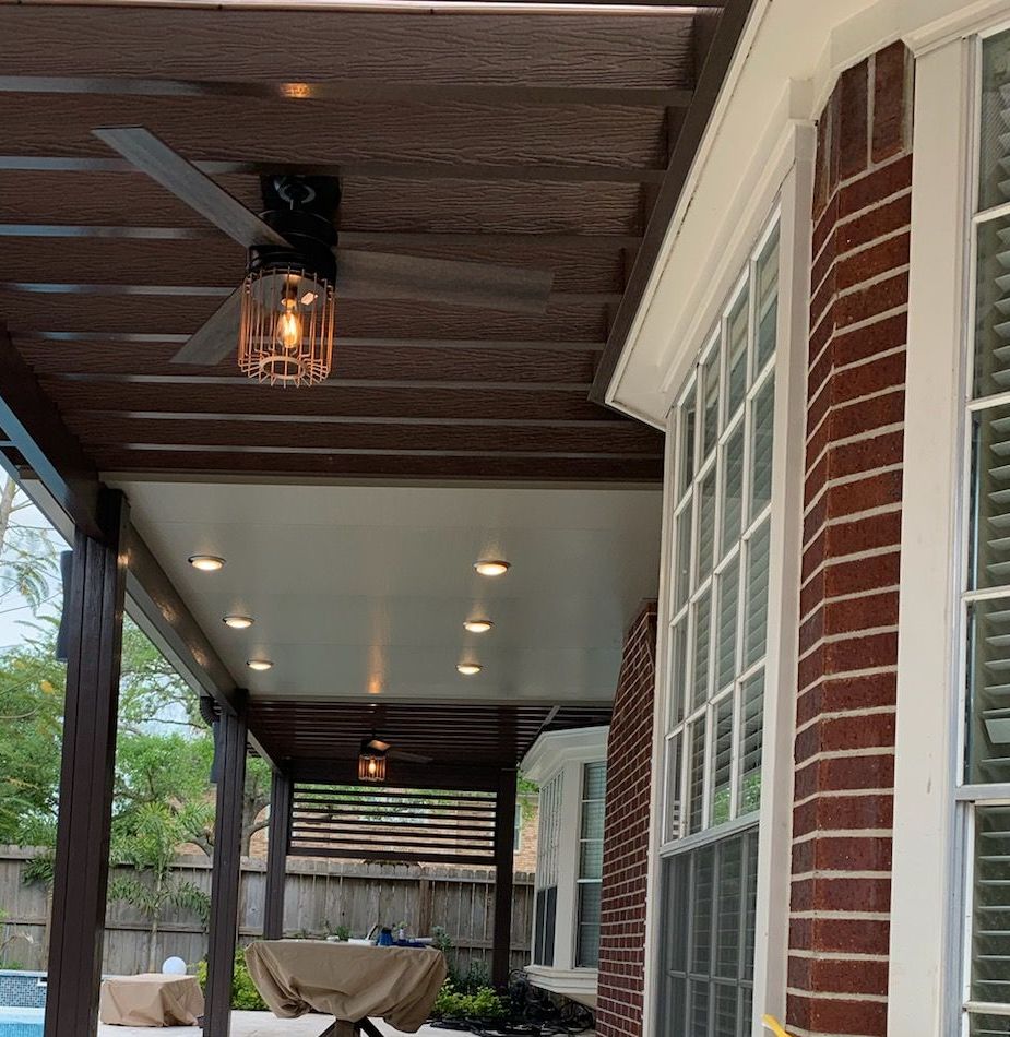 Covered pergola with ceiling fan in Houston, TX