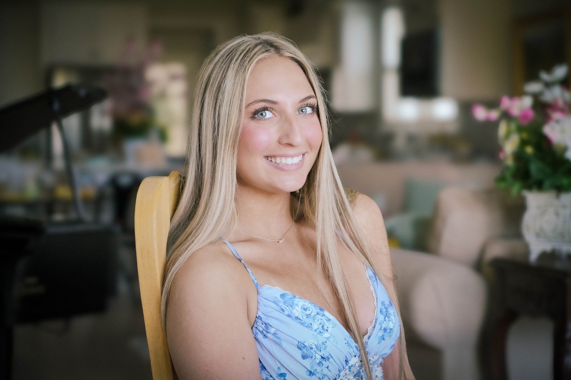 Headshot (Indoors)