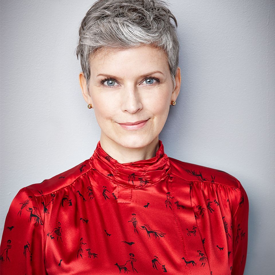 Model in red blouse
