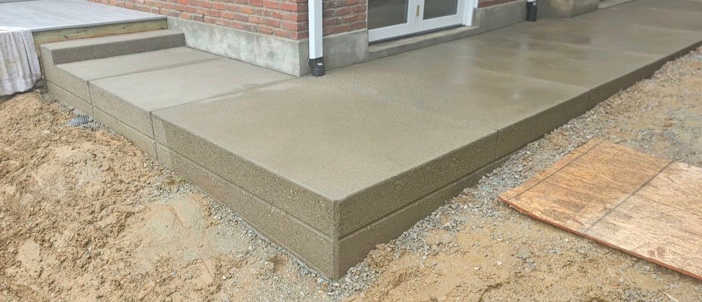 Concrete Walkway — New Albany, IN — Concrete Works