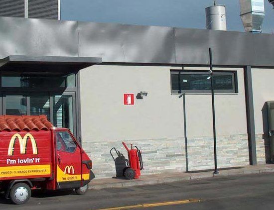 Barriera acustica perimetrale installata da Innovacustica presso stabilimento produttivo
