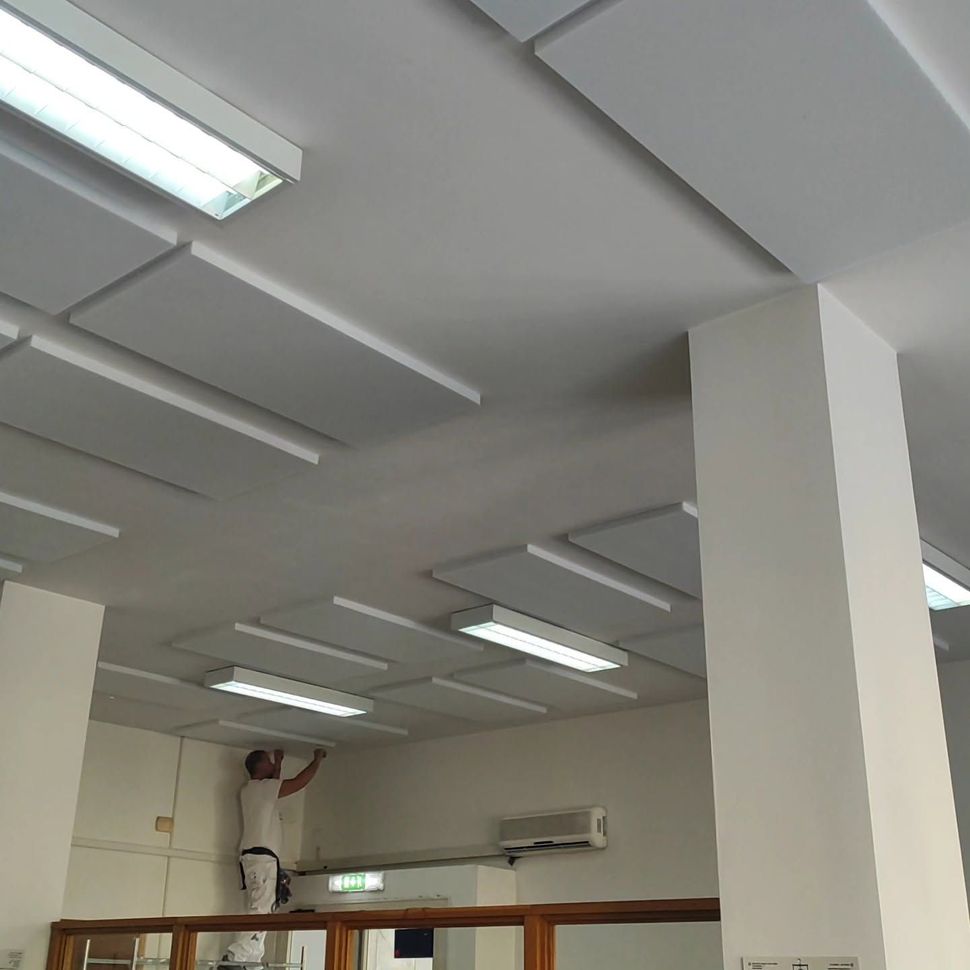 Lavorazione CNC di pannello acustico composito personalizzato da Innovacustica