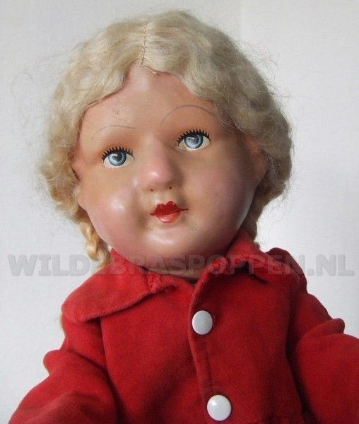 papier maché pop met pruikje
