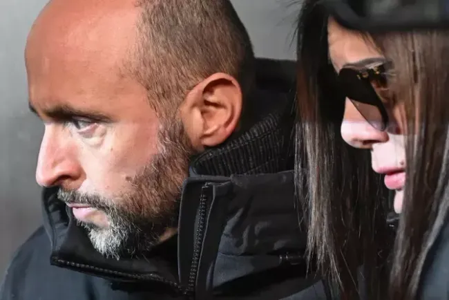 Strage di Crans-Montana: il tribunale convalida l'arresto di Moretti. Rischio di fuga per il titolare del bar.
