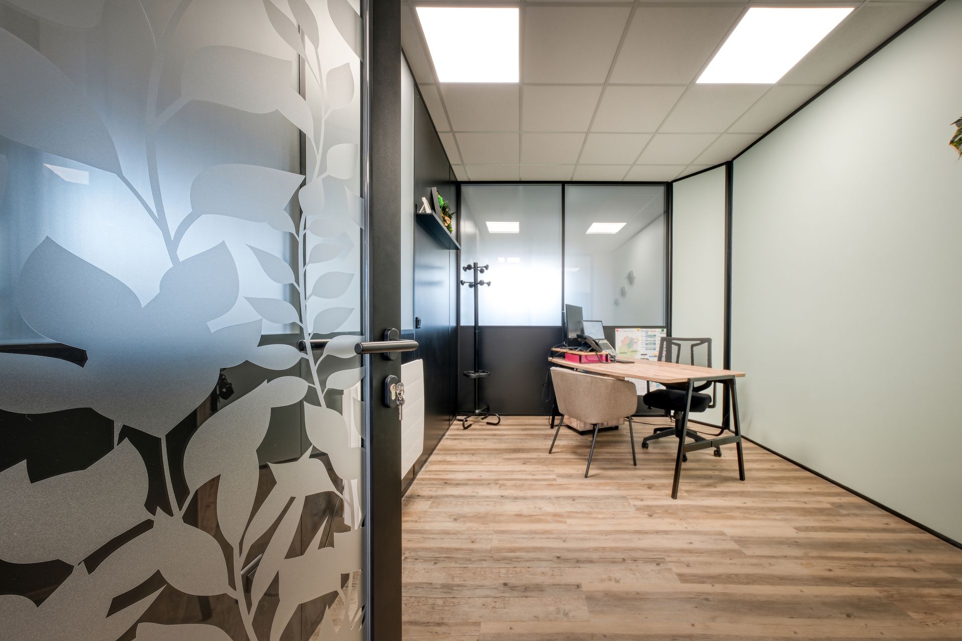 Rénovation local pro ERP enfants bureau