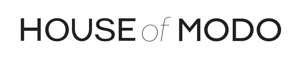 Logo reading “ENTOURAGE OF 7” with “LOS ANGELES” beneath it in black serif text on a white background