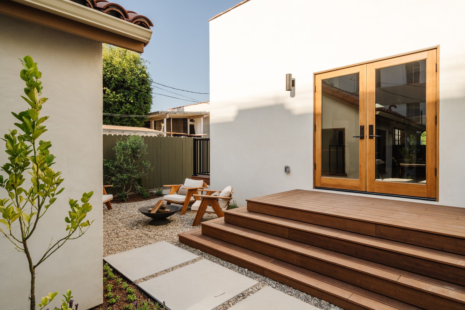 Larchmont Village new home build