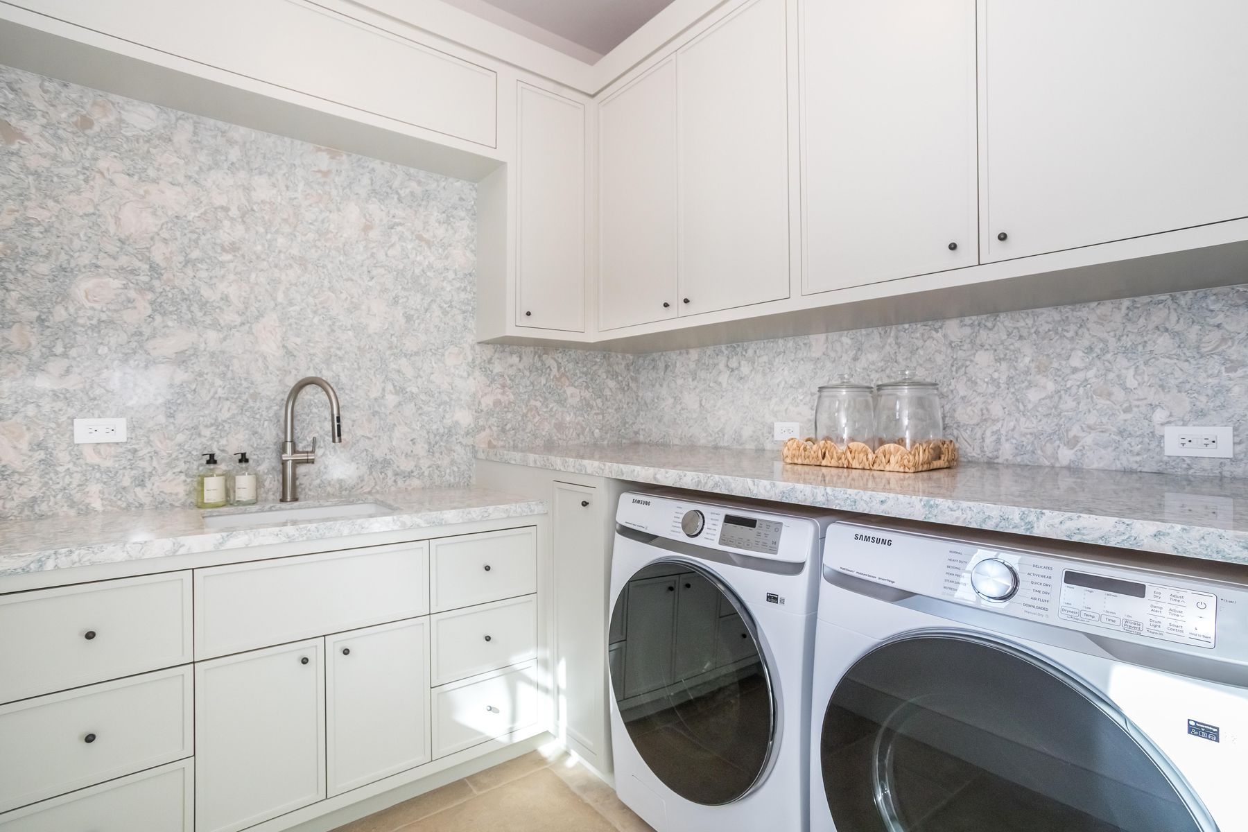 North Kenter avenue laundry area