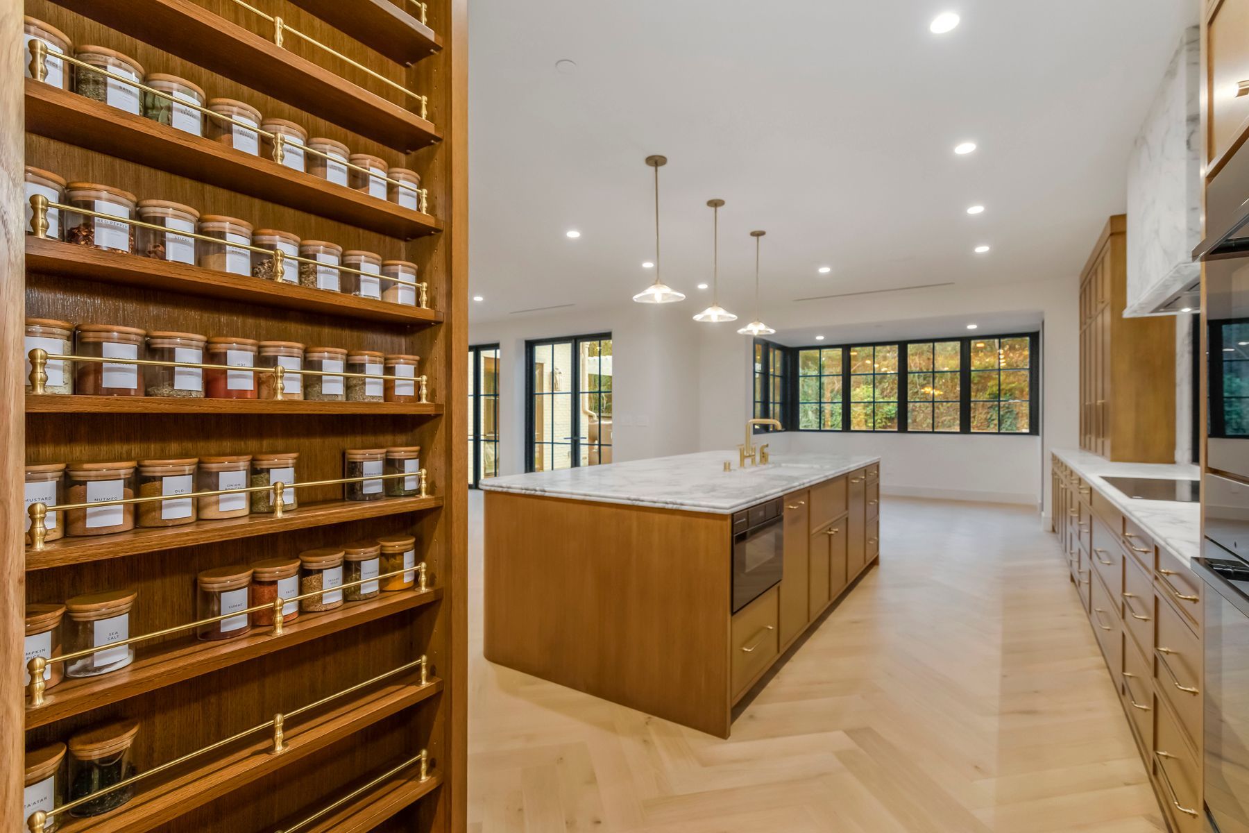 north kenter avenue spice racks
