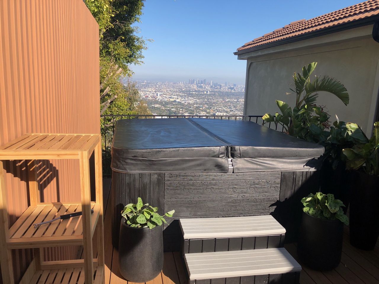 Hollywood Hills new home construction company