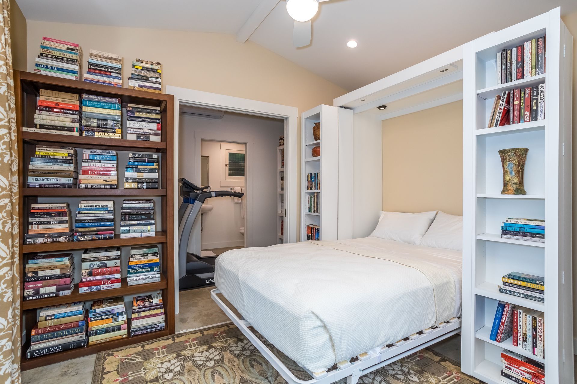Windsor Square retractable bed