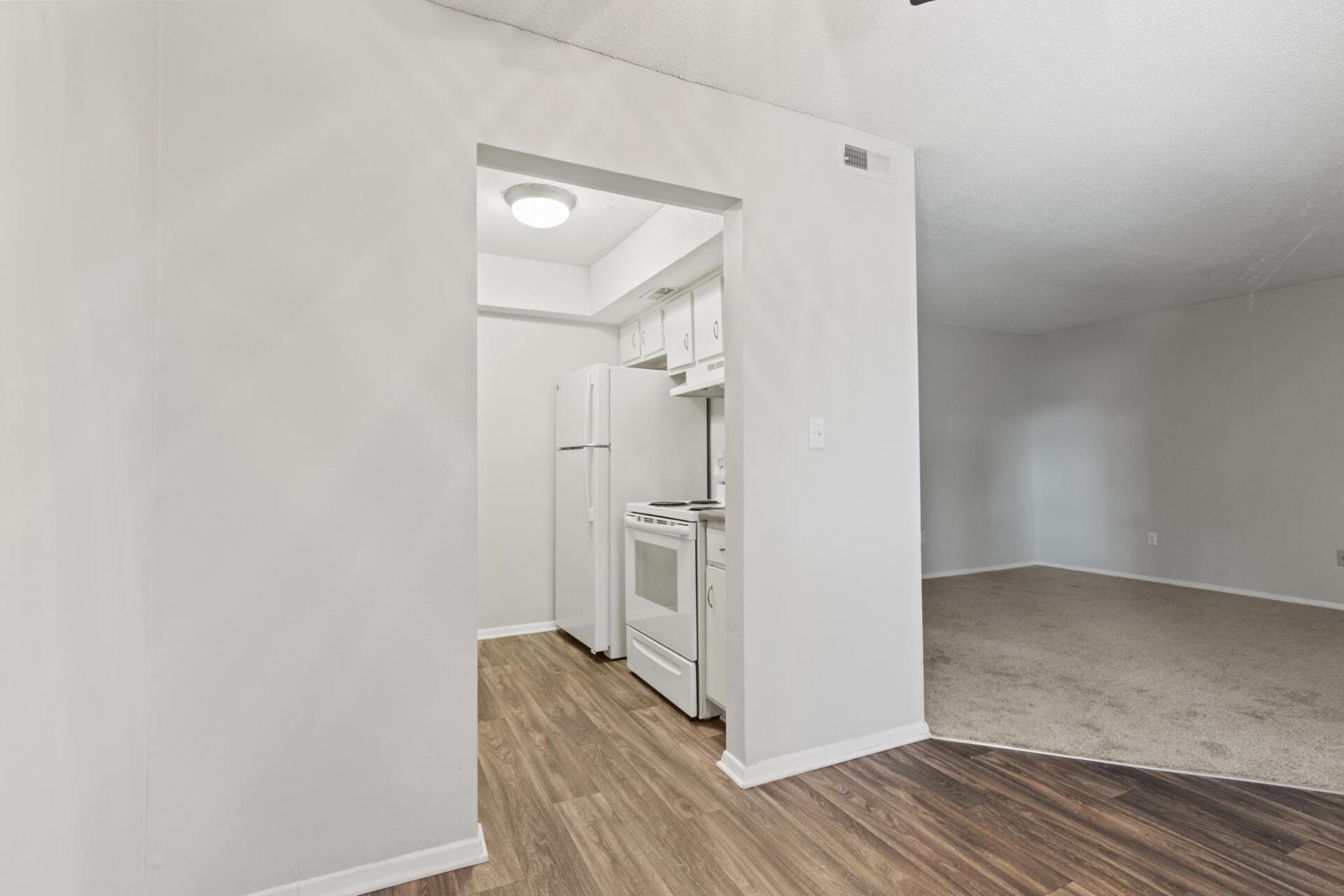 Apartments, Greenville, Affordable, Pet Friendly, 1 2 3 Bedroom, Laundry, 24 Hr Emergency Maintenance, Patio, Pool, Floorplan