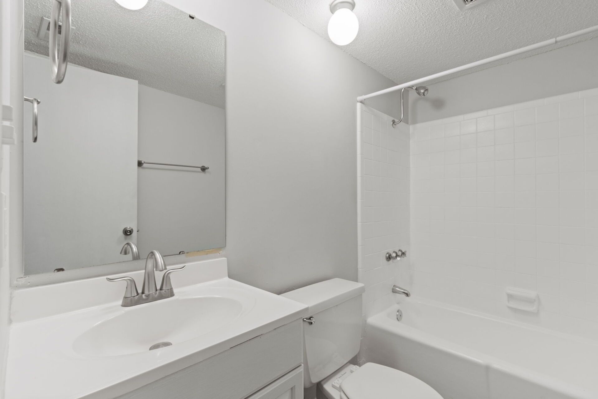 Apartments, Greenville, Affordable, Pet Friendly, 1 2 3 Bedroom, Laundry, 24 Hr Emergency Maintenance, Patio, Pool, Floorplan