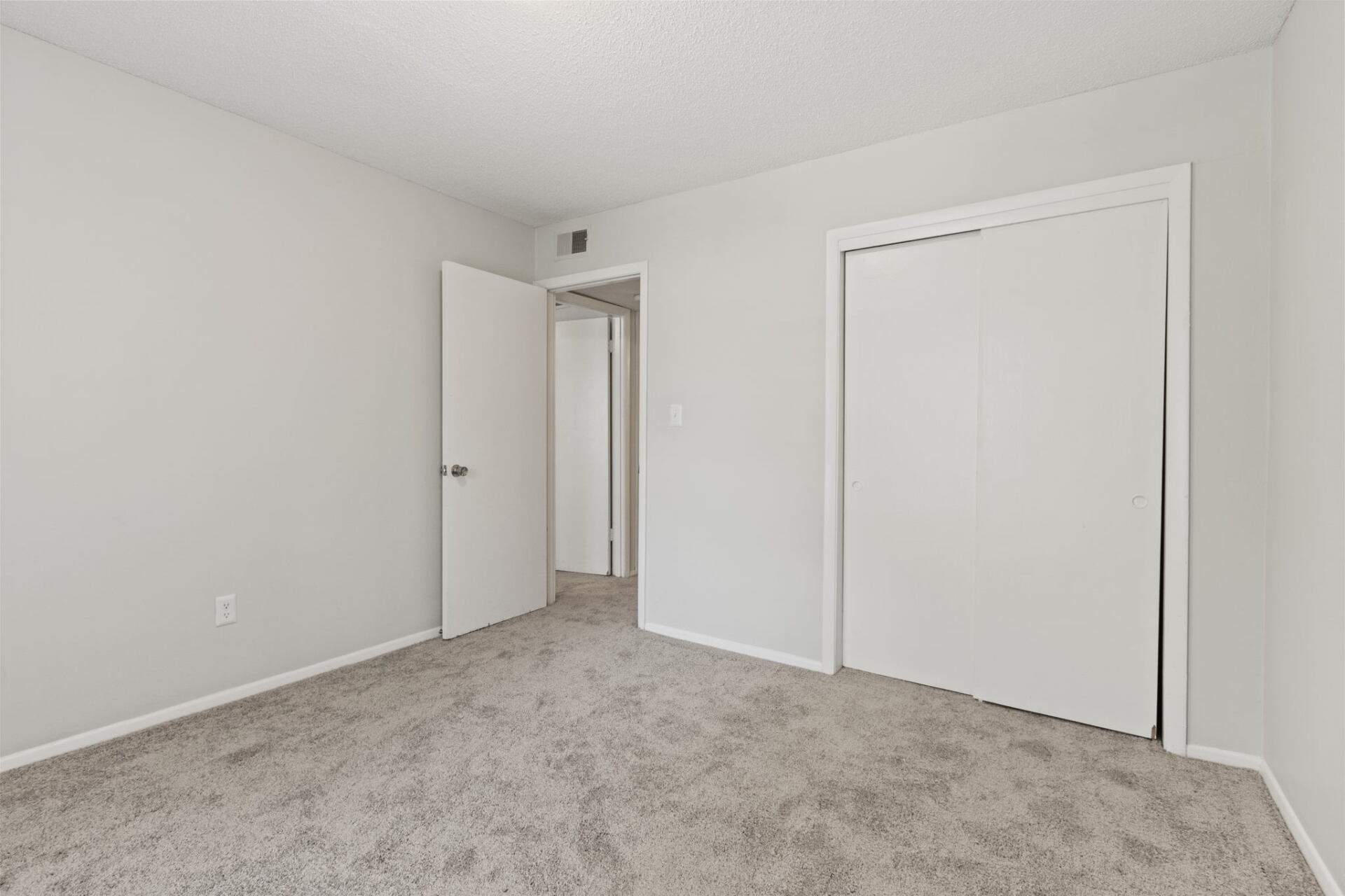 Apartments, Greenville, Affordable, Pet Friendly, 1 2 3 Bedroom, Laundry, 24 Hr Emergency Maintenance, Patio, Pool, Floorplan