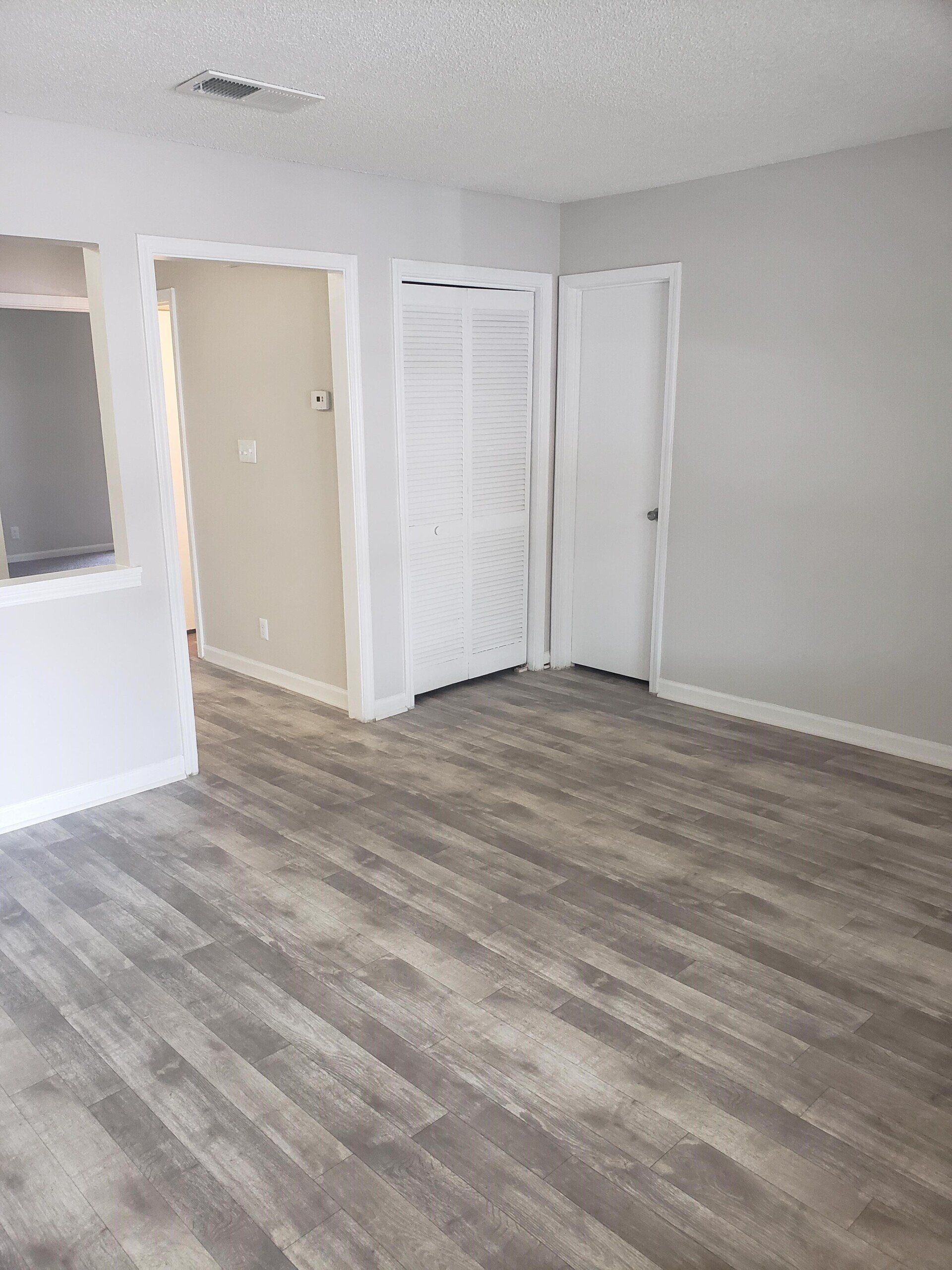 Apartments, Myrtle Beach, Affordable, Pet Friendly, 1 and 2 Bedroom, 24 Hour Emergency Maintenance, Parking, Floorplan, Pool