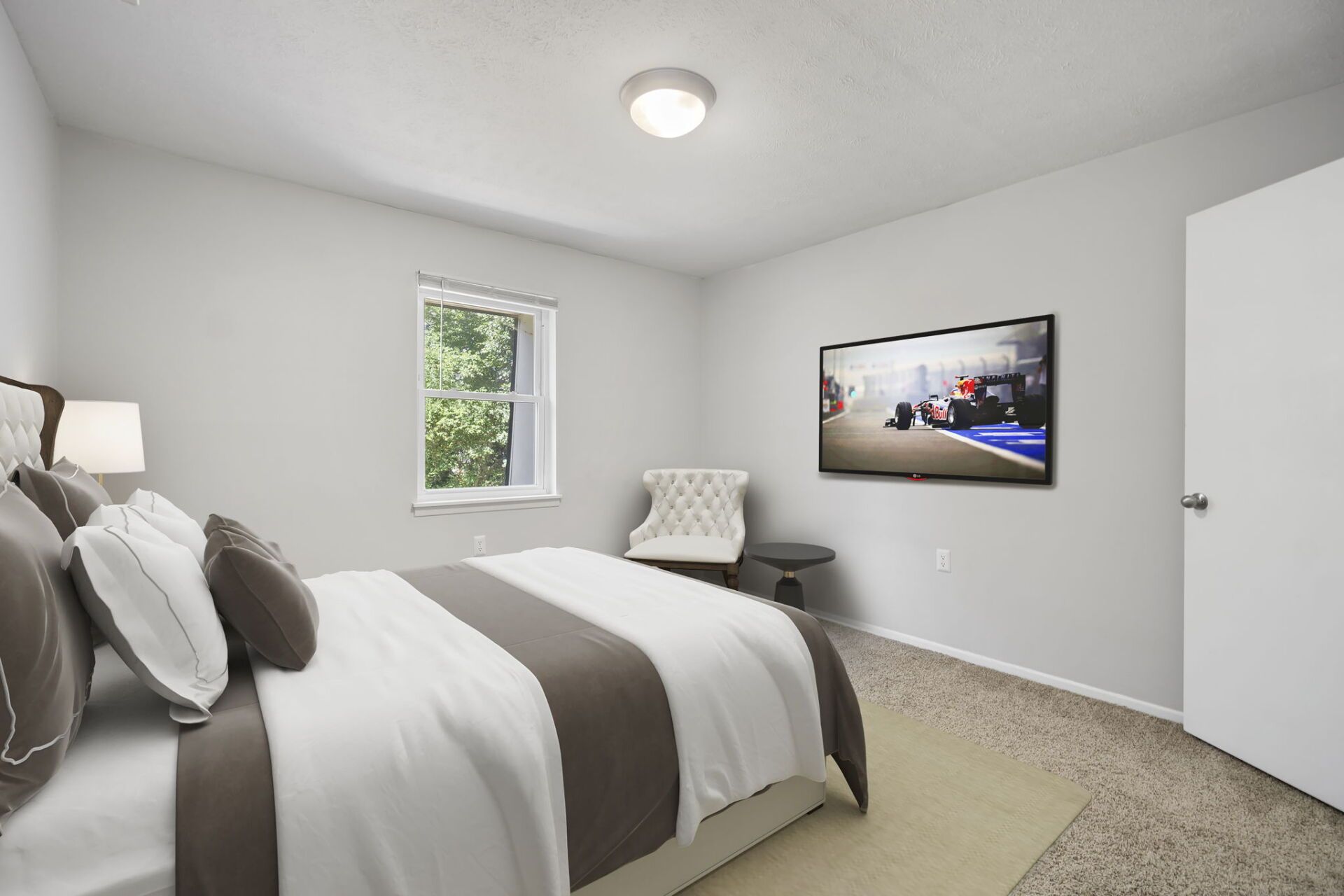 Apartments, Greenville, No Pets, No Smoking, 1 and 2 Bedroom, Laundry, 24 Hr Emergency Maintenance, Patio, Pool, Lockers